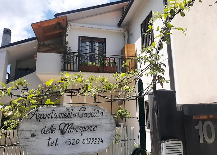 Cascate Delle Marmore Apartamento *